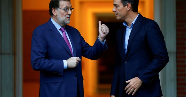 Foto: Mariano Rajoy y Pedro Sánchez en 2017. (Reuters)