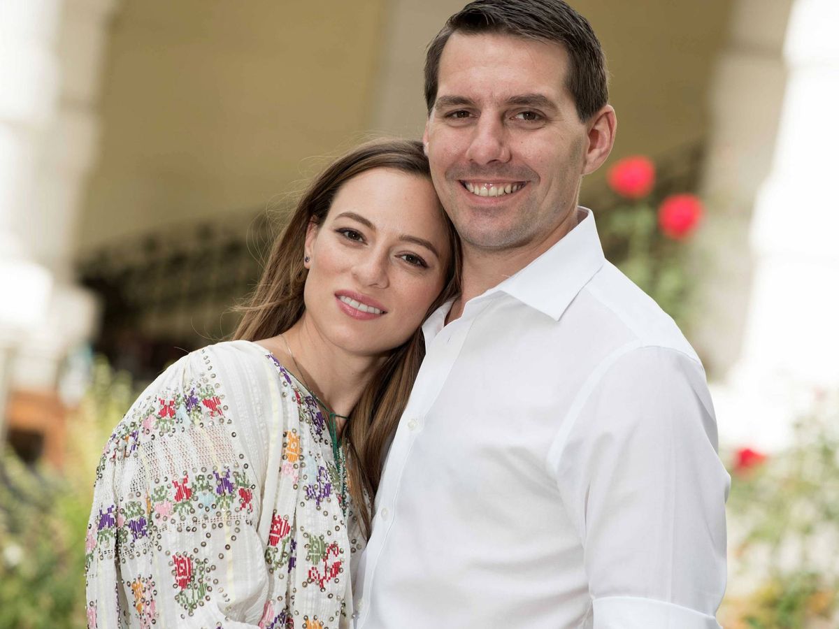 Foto: Nicolás de Rumanía y su esposa, Alina-Maria Binder. (Cordon Press)