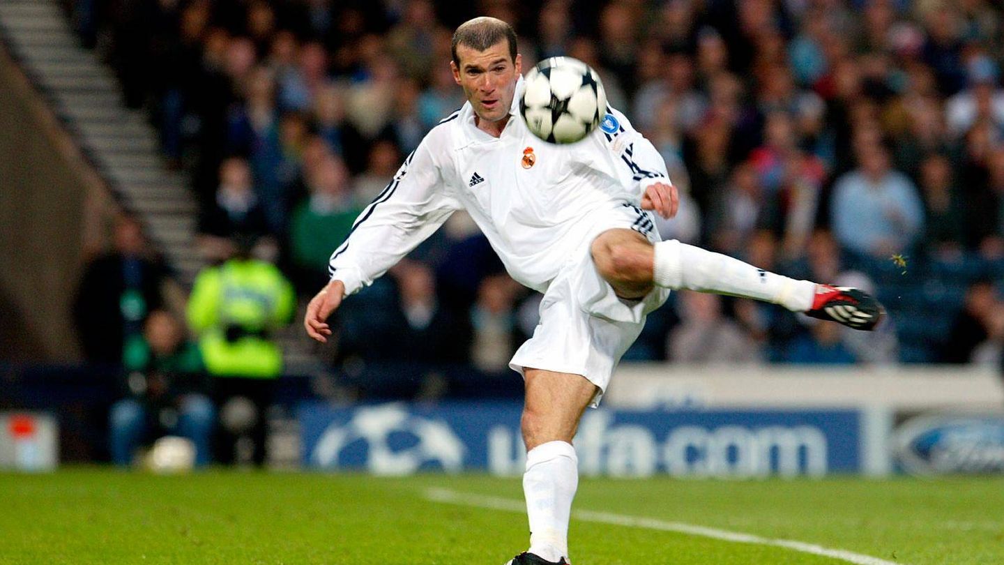 Zidane en Glasgow el gol que significó la novena Copa de Europa para el Real Madrid. (Real Madrid)