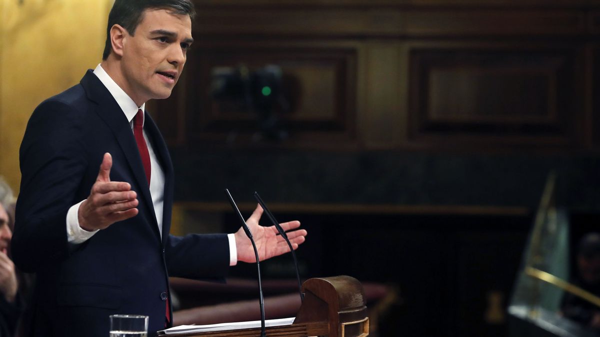 Pedro Sánchez: "Es la hora crucial para comprometernos con nuestra patria, España"
