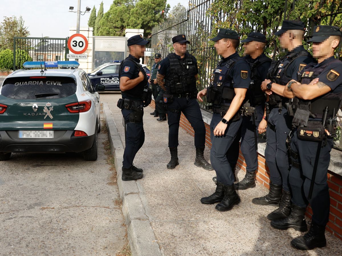 Foto: Agentes de la Policía en Madrid en imagen de archivo. (EFE/Mariscal)