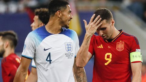 La crueldad de la derrota: España falla un penalti en el último minuto y pierde el Europeo sub-21 (0-1)