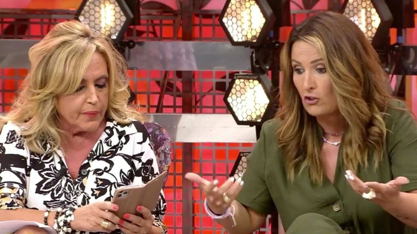 Lydia Lozano y Laura Fa, en 'Sálvame'. (Telecinco)