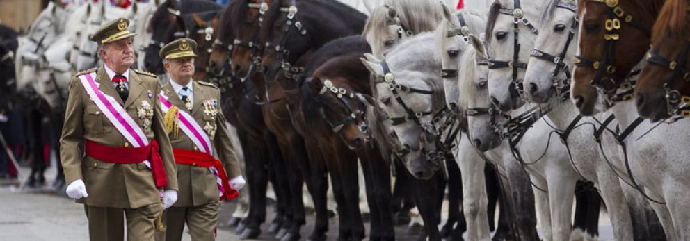 Foto: El Rey renuncia al Fortuna, pero gasta 400.000 euros en flores y caballos