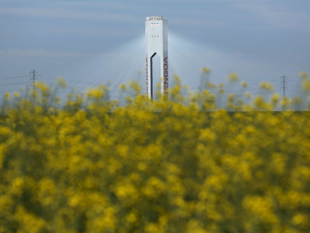 Foto: Una torre de Abengoa. (Reuters)