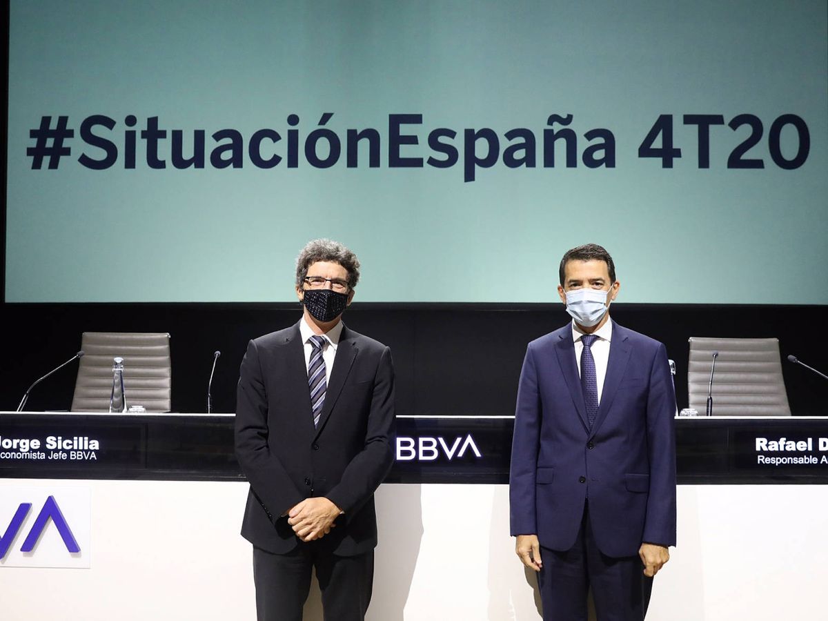 Foto: Los responsables de BBVA Research, Jorge Sicilia y Rafael Doménech. (BBVA Research)