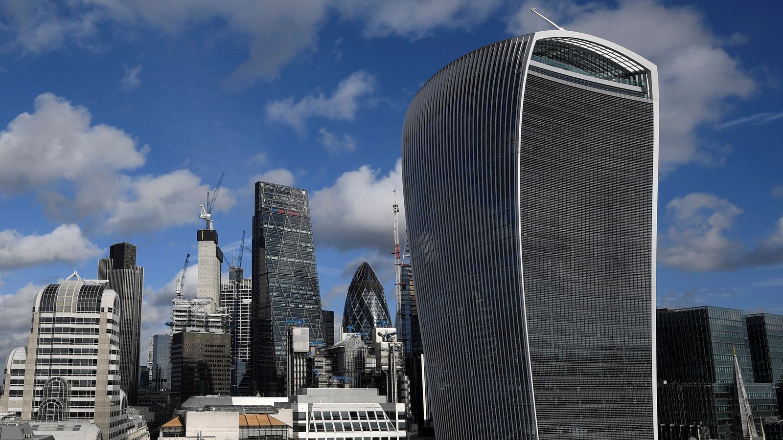 Foto: El distrito financiero de Londres, en una fotografía de la capital británica. (Reuters)