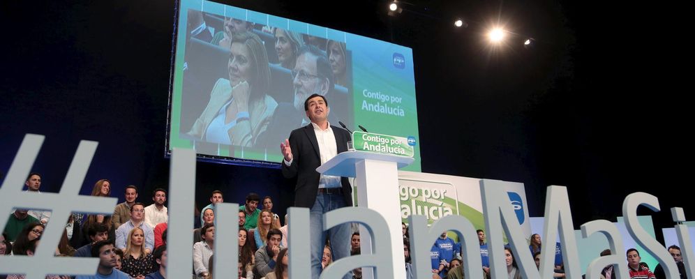 Andalusian regional people's party (pp) leader and candidate for the andalusian region, moreno bonilla, speaks during the closing election campaign rallyin seville