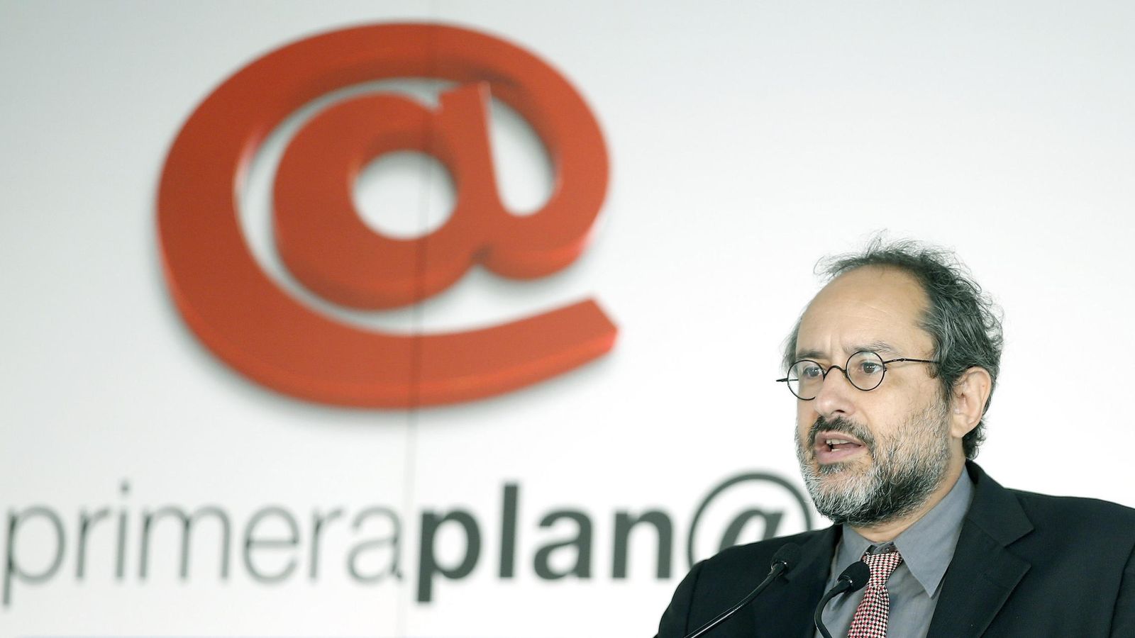 Foto: Antonio Baños, durante una reciente intervención en Barcelona. (EFE)