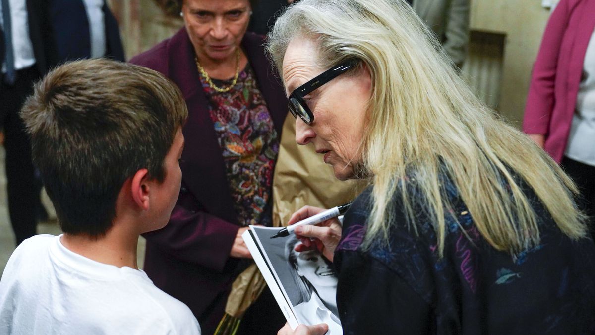 Un niño de Gijón, fan de Meryl Streep, la conoce y no puede evitar las lágrimas: "Me ha dicho que no llore"