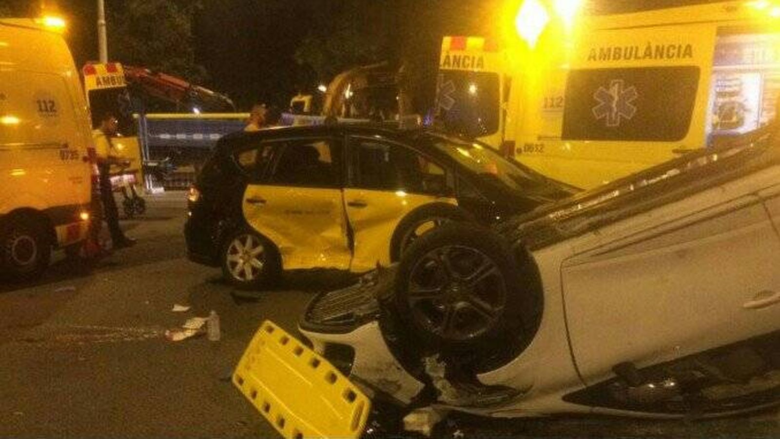 Foto: Así quedaron los coches tras el accidente. (Twitter)