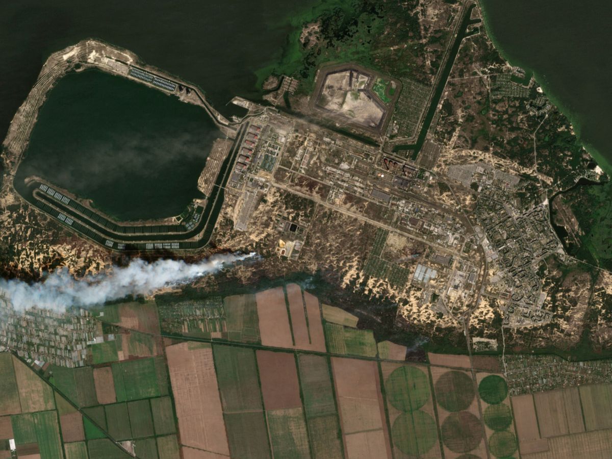 Foto: Vista de la planta nuclear de Zaporiya por el satélite europeo Copernicus Sentinel-2 (Unión Europea)