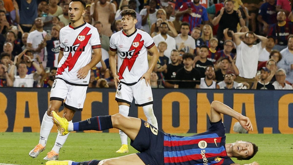 El Barça de Xavi y sus palancas se estrellan en un pobre debut contra el Rayo Vallecano (0-0)
