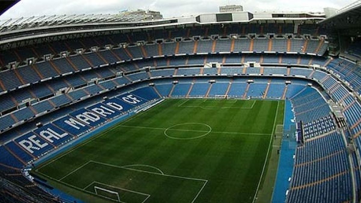 El Bernabéu y el Camp Nou podrían optar a ser sede de la Eurocopa de 2020