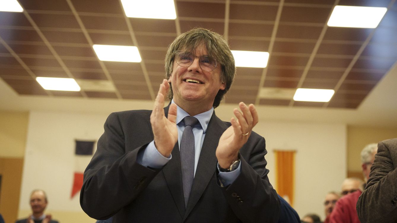 Foto: Carles Puigdemont en un acto del Consell de la República. (EFE/David Borrat)