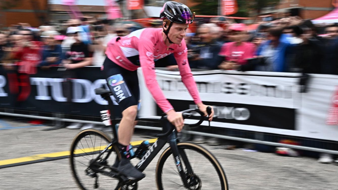 Foto: Giro de Italia Etapa 7 | EFE EPA LUCA ZENNA