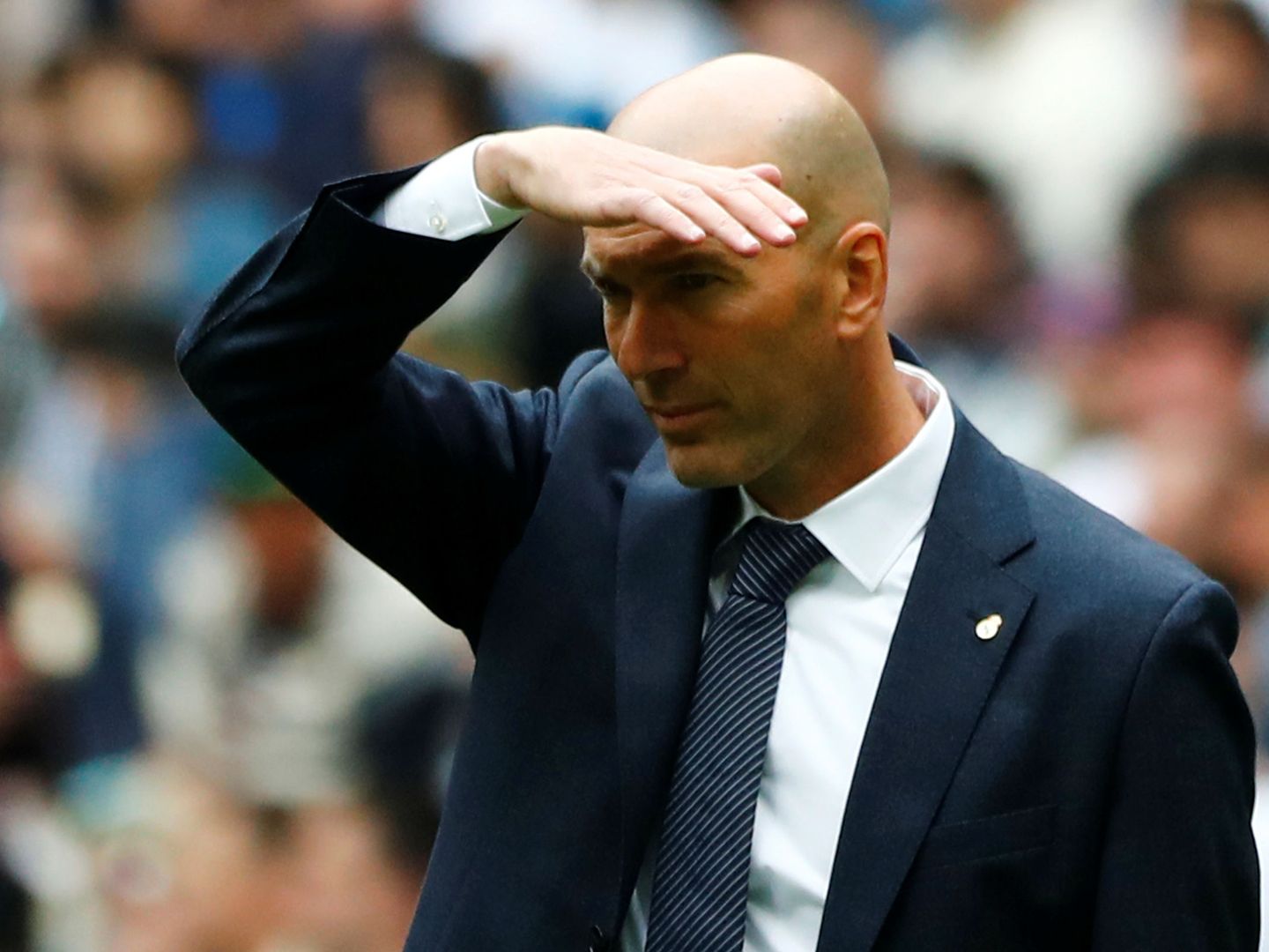 Zidane durante un partido en el Bernabéu. (Efe)