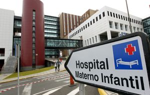Los hospitales empiezan a sufrir el 'goteo' del cierre de camas