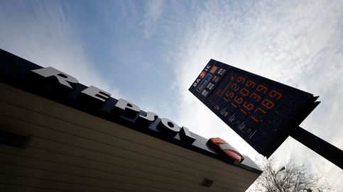 Repsol baja 10 céntimos por litro a los transportistas en pleno jaque del Gobierno 