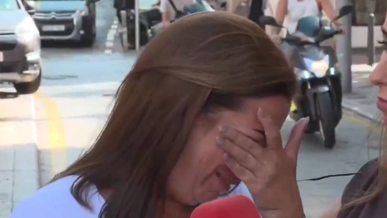 Estefanía, vecina de Ceuta: "Somos 85.000 Maricarmen. Vamos a ser desahuciados de nuestra ciudad"