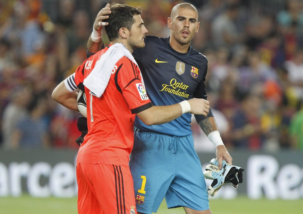 Foto: Iker Casillas y Víctor Valdés en la Supercopa de España de hace dos años (Cordon Press).