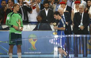 Leo Messi no es Maradona, ni se le parece por mucho que FIFA se siga empeñando 