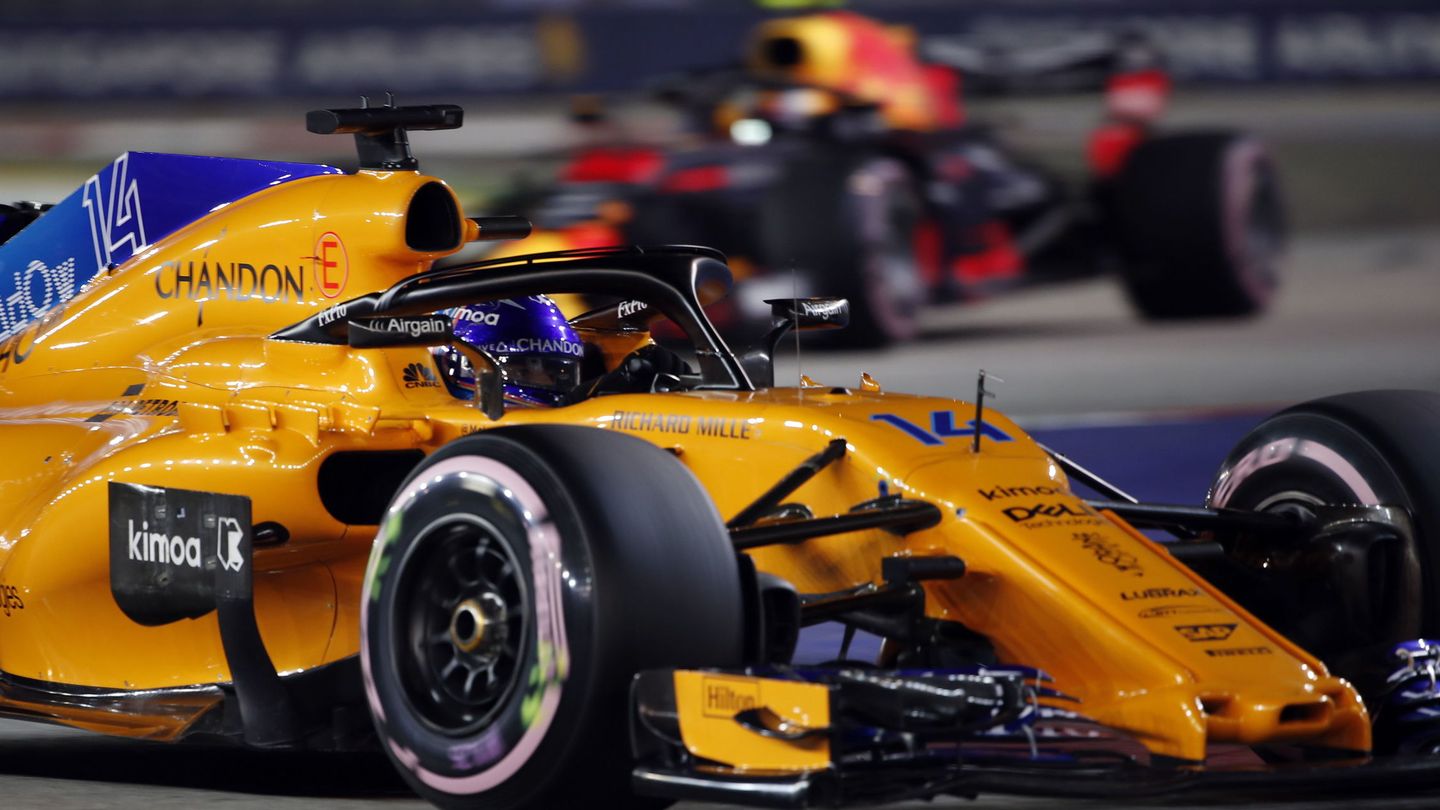 Alonso hizo una carrera perfecta con su McLaren. (EFE)