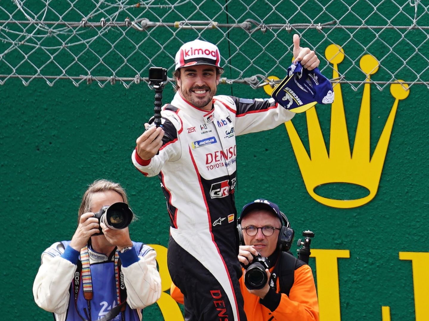 Alonso sabe lo que es ganar en dos ocasiones en las 24 Horas de Le Mans. (EFE/Eddy Lemais)