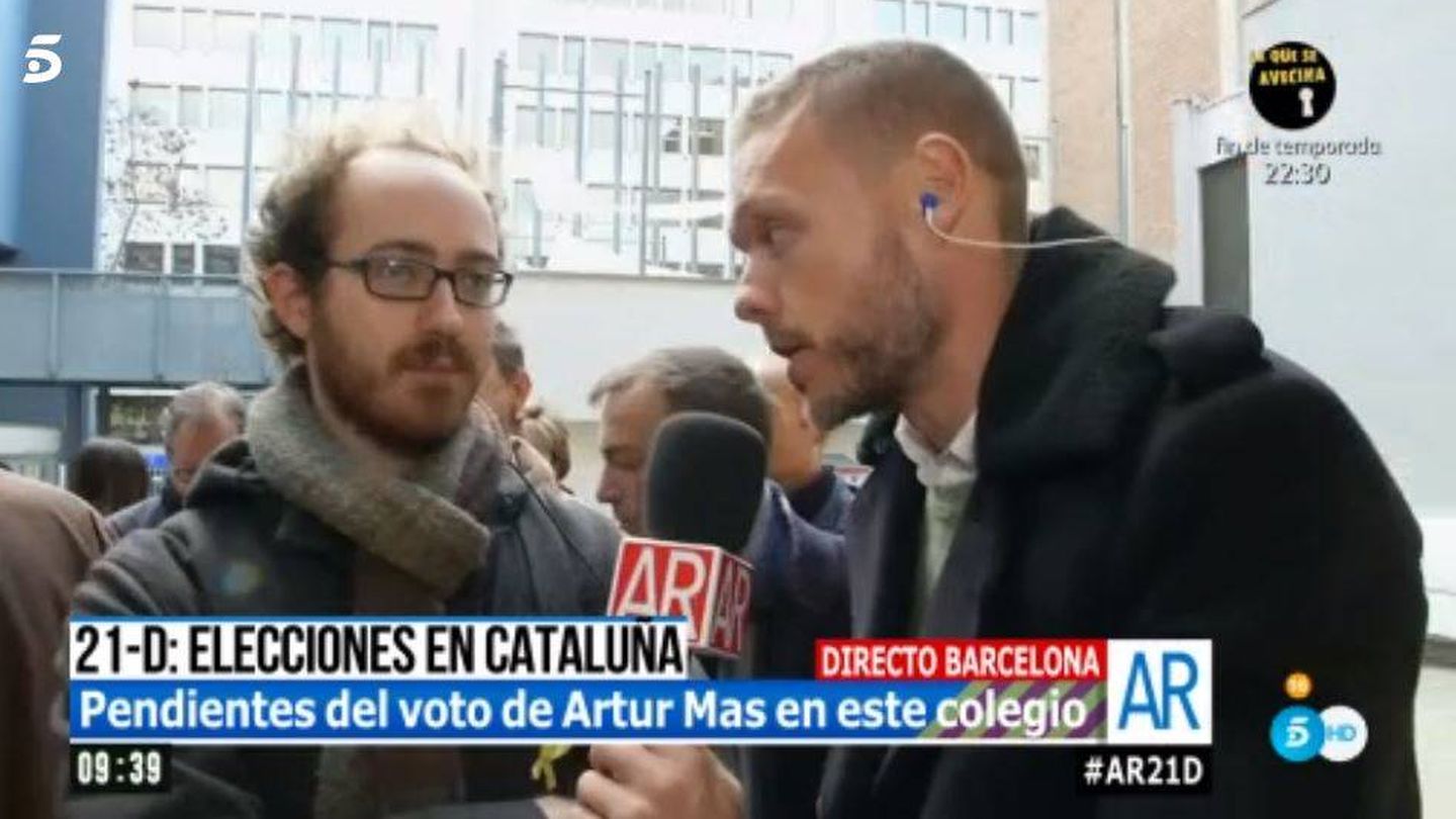 Jano Mecha, reportero de 'El programa de Ar' en las elecciones catalanas.