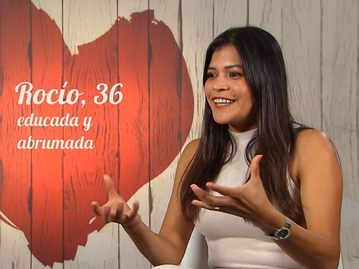 Foto: Rocío, en 'shock' con las proposiciones de su cita en 'First dates'. (Mediaset)