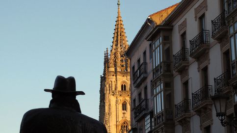 Oviedo: descubre la ciudad a través de un recorrido por sus estatuas 