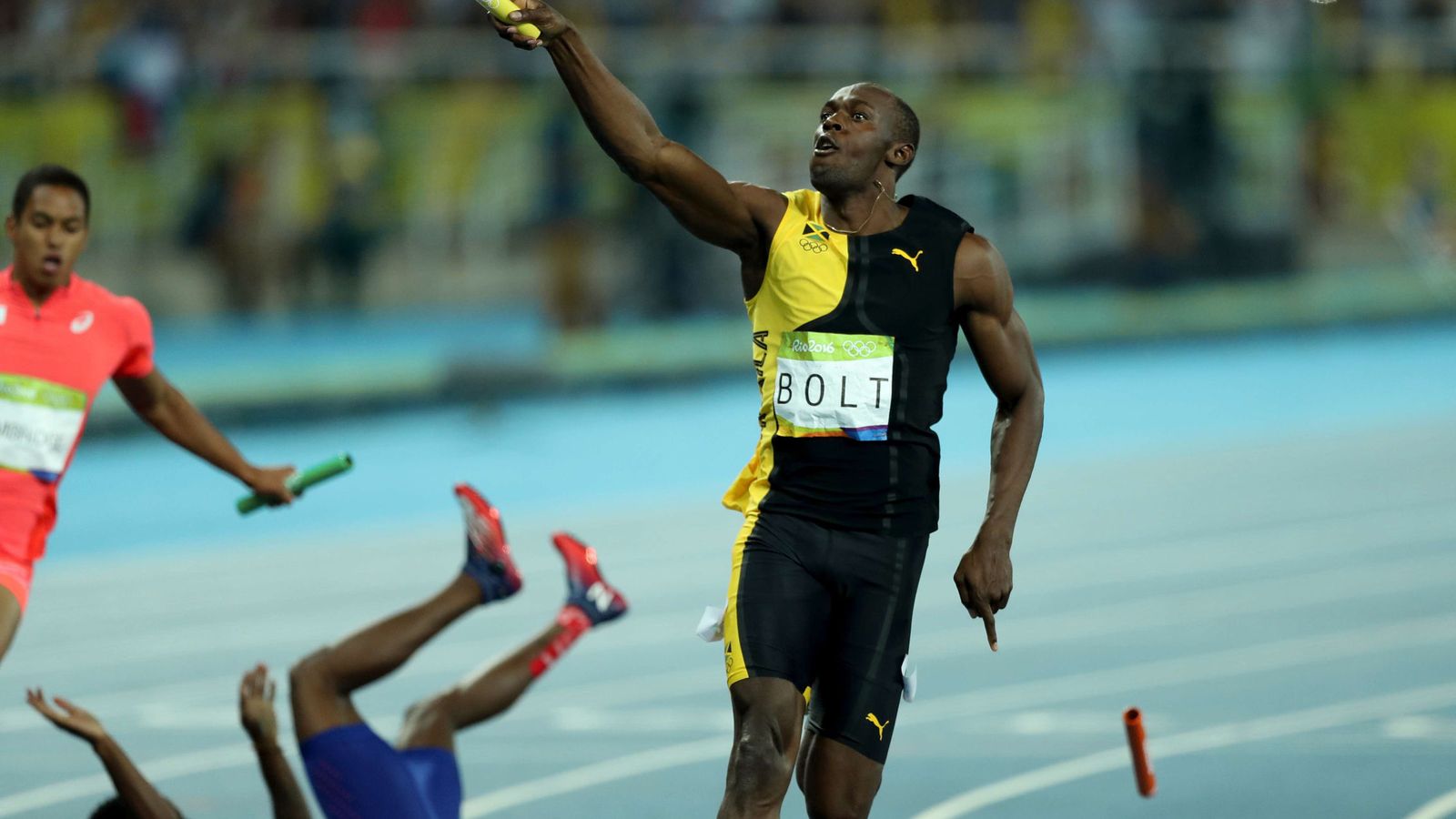 Foto: Usain Bolt, tras ganar el 4X100 (EFE)