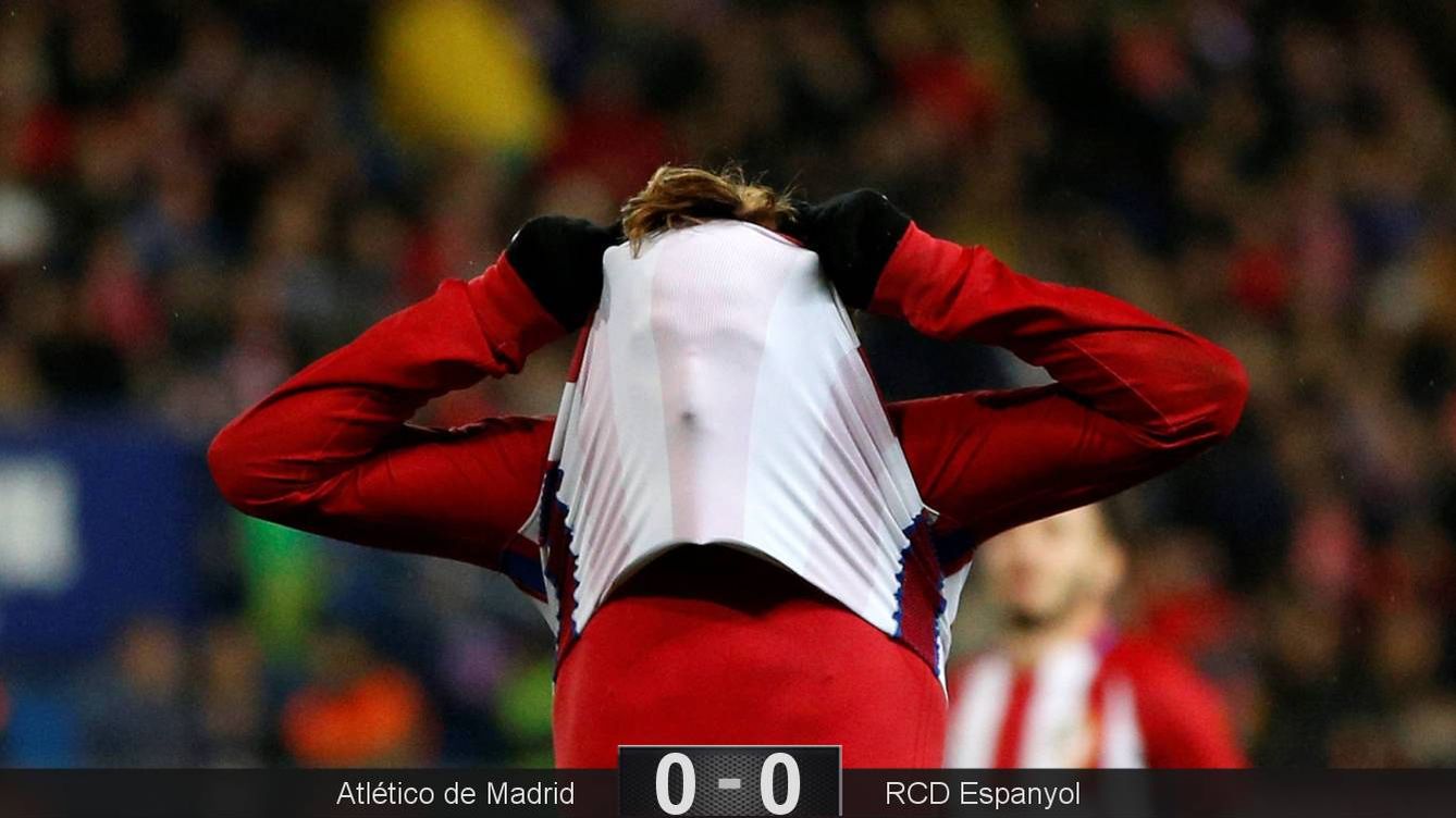 Foto: Griezmann se lamenta tras una ocasión fallada (Juan Medina/Reuters)
