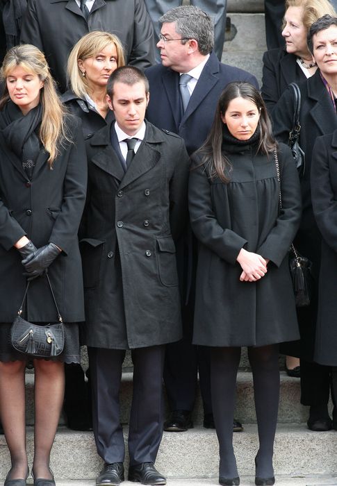 Foto: Alejandra Suárez y su novio Álvaro en el funeral de Adolfo Suárez. (Gtres)