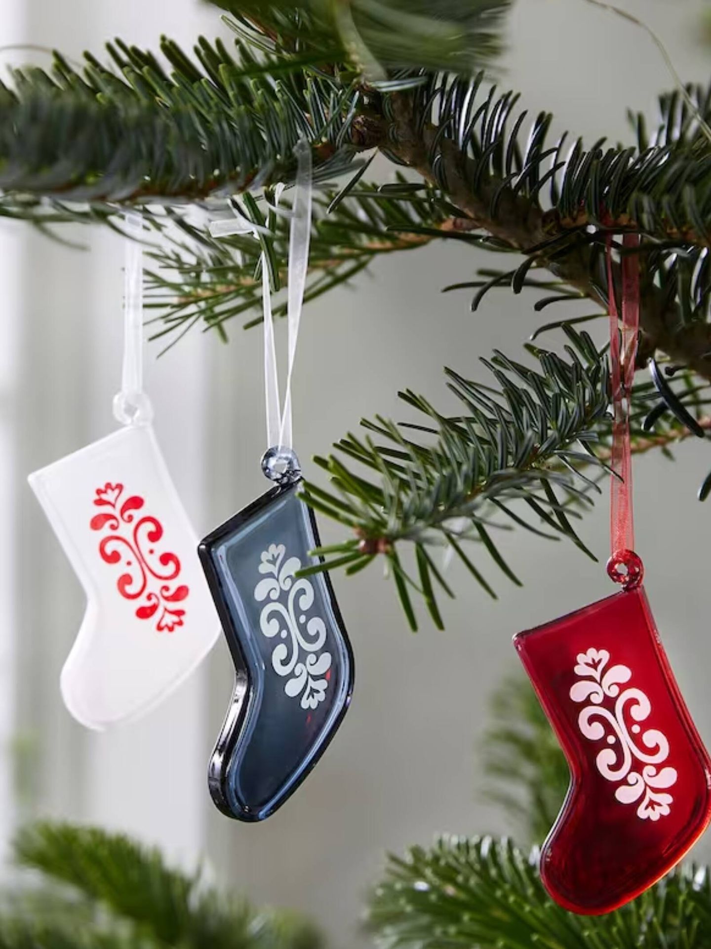 Adornos para el árbol de Navidad de Ikea por menos de 20 euros. (Cortesía/Ikea)