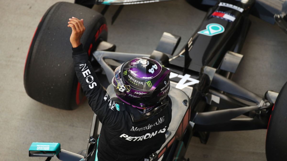 Fórmula 1: Hamilton destroza a todos en Rusia y Carlos Sainz saldrá sexto