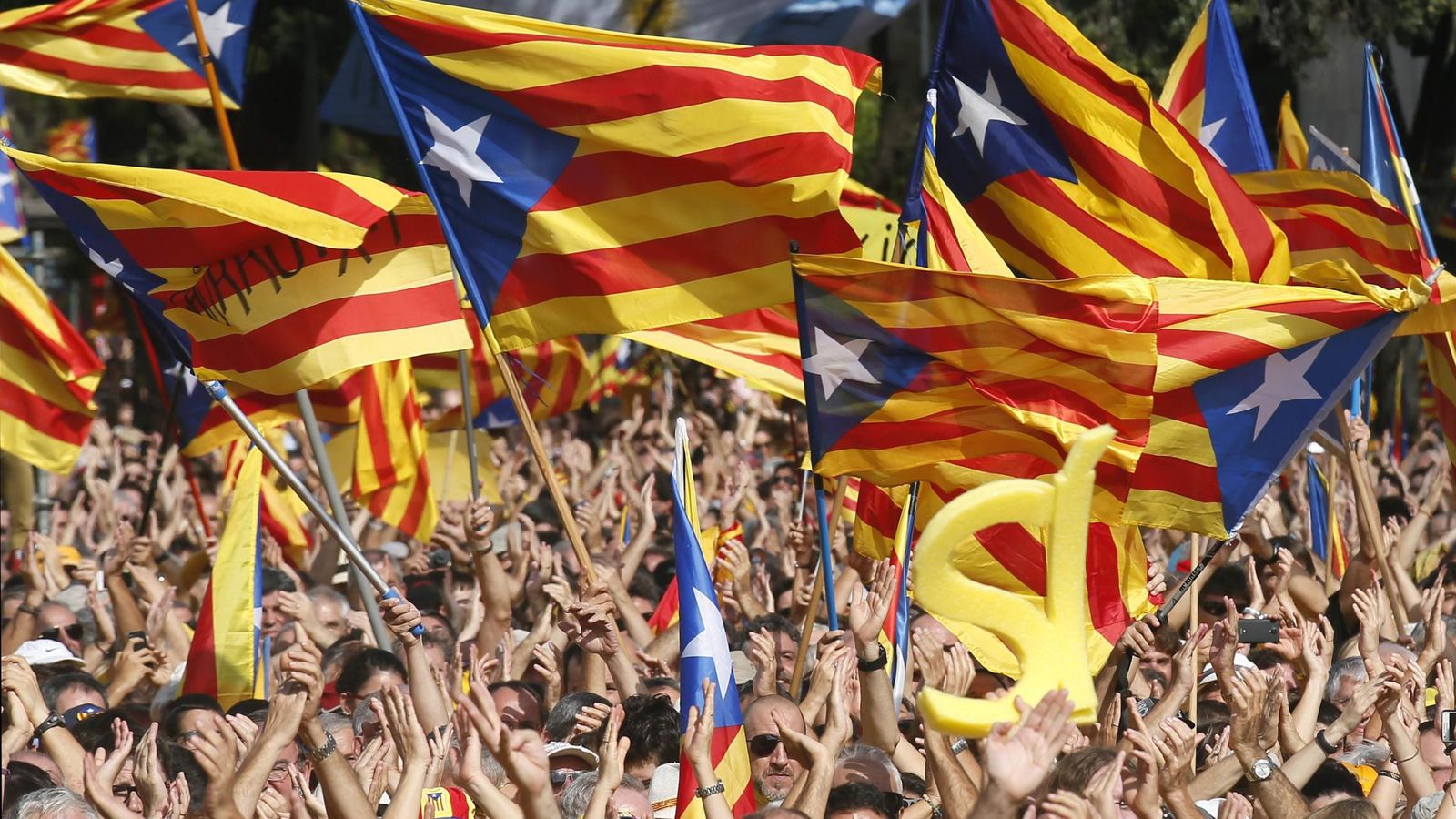 Foto: Manifestación a favor de la independencia de Cataluña. (Reuters)