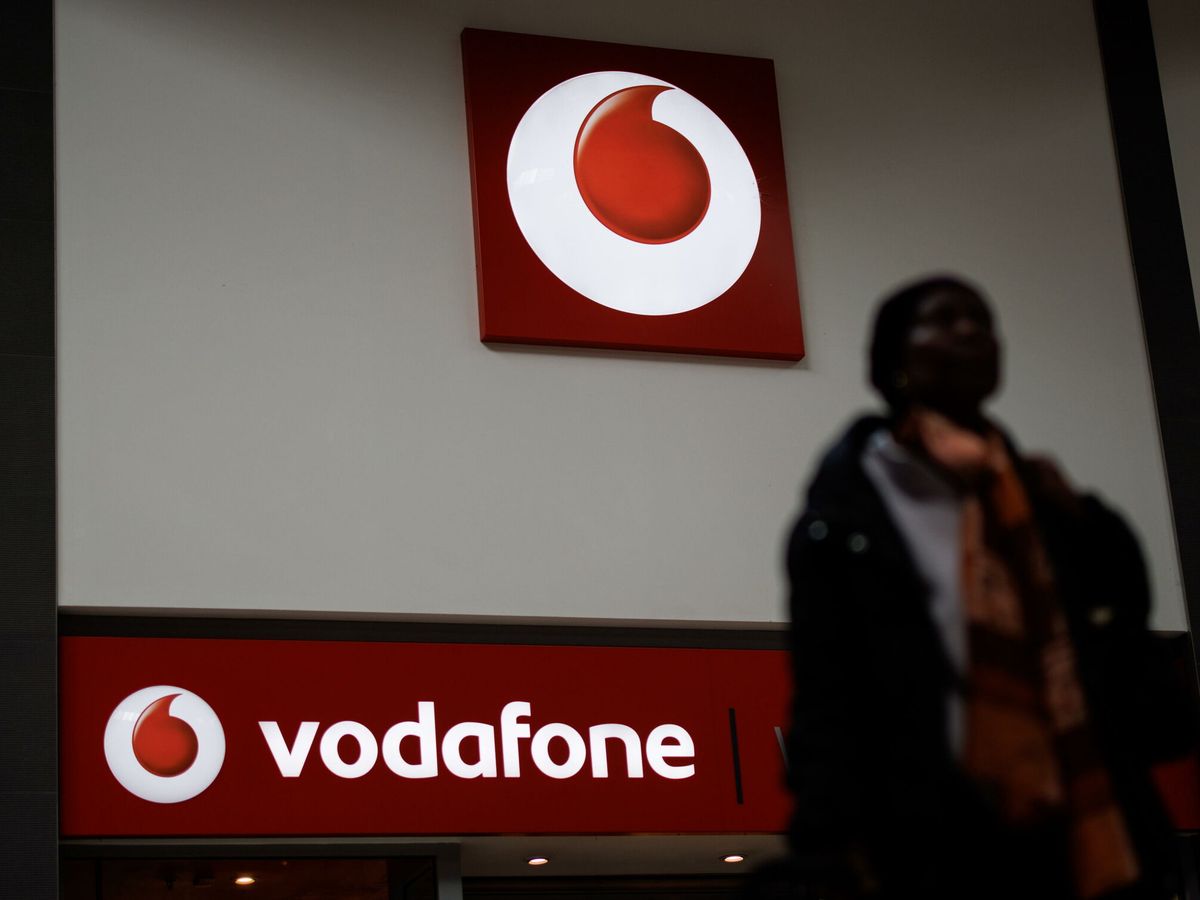 Foto: Logo de Vodafone. (EFE/Tolga Akmen) 