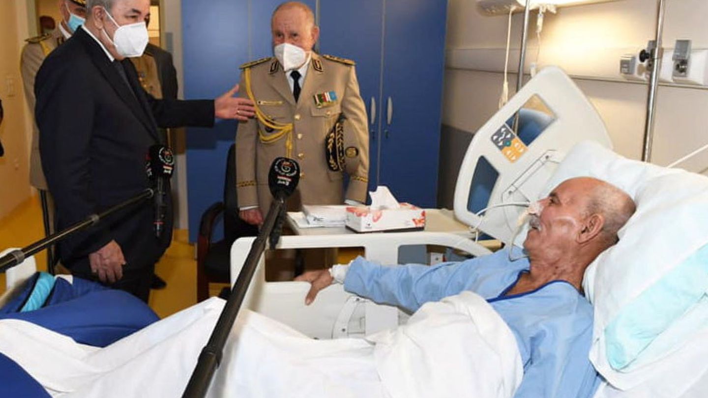 El líder del Frente Polisario, Brahim Ghali, en un hospital argelino. Es una imagen de 2021 distribuida por el Gobierno de Argelia. (EFE/EPA/ALGERIAN PRESIDENCY)