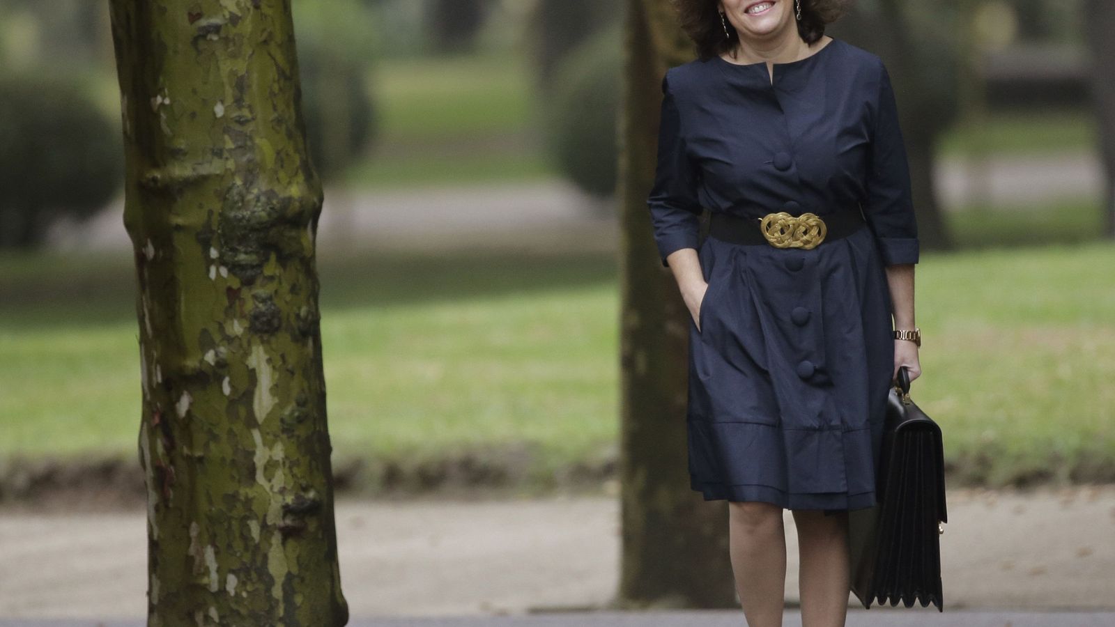 Foto: La vicepresidenta del Gobierno, Soraya Sáenz de Santamaría, en el Palacio de la Moncloa. (EFE)