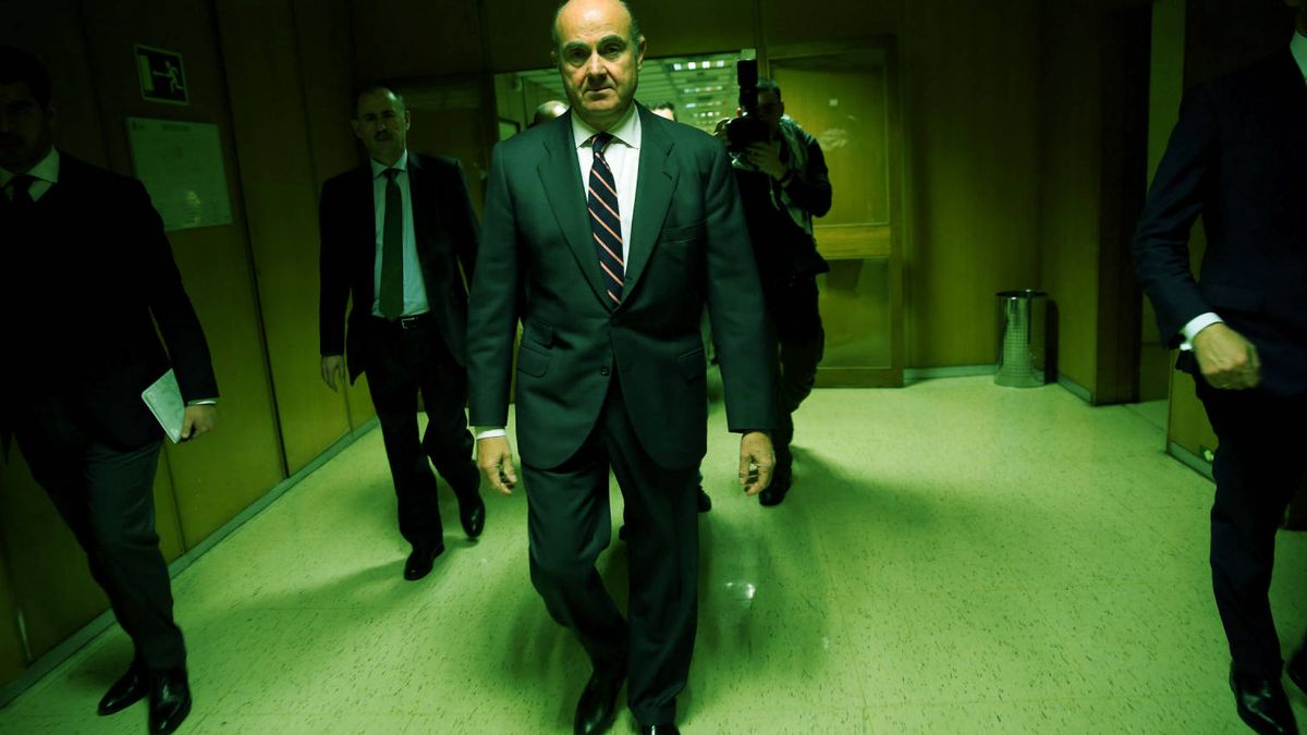 Testigo Guindos: las contradicciones del 'ministro' sobre el rescate de Bankia