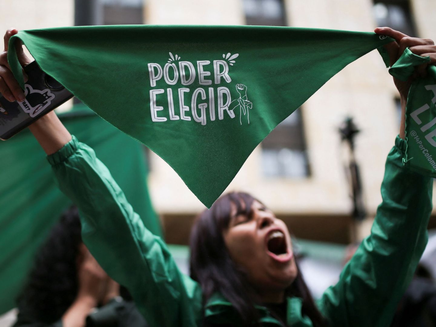 La Corte Constitucional de Colombia votó este lunes a favor de despenalizar la interrupción voluntaria del embarazo hasta la semana 24 de gestación. (Reuters/Luisa González)