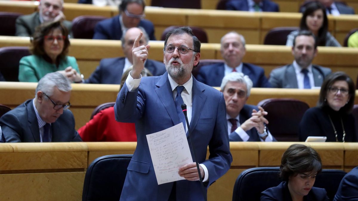 Rajoy rechaza la huelga a la japonesa del 8-M defendida por Tejerina y Cifuentes