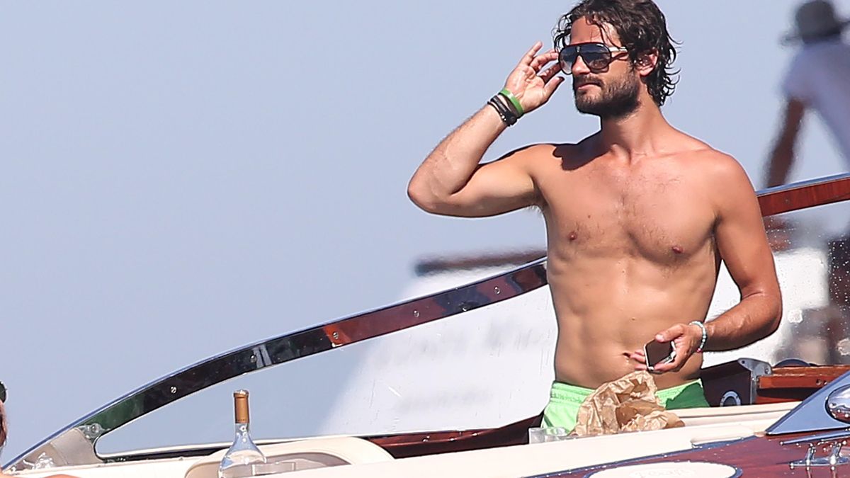 Carlos Felipe de Suecia vive su despedida de soltero al más puro estilo 'Mamma Mia!'