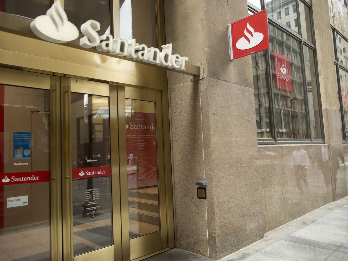 Foto: Sede de Banco Santander en Estados Unidos. (EFE/CJ Gunther)