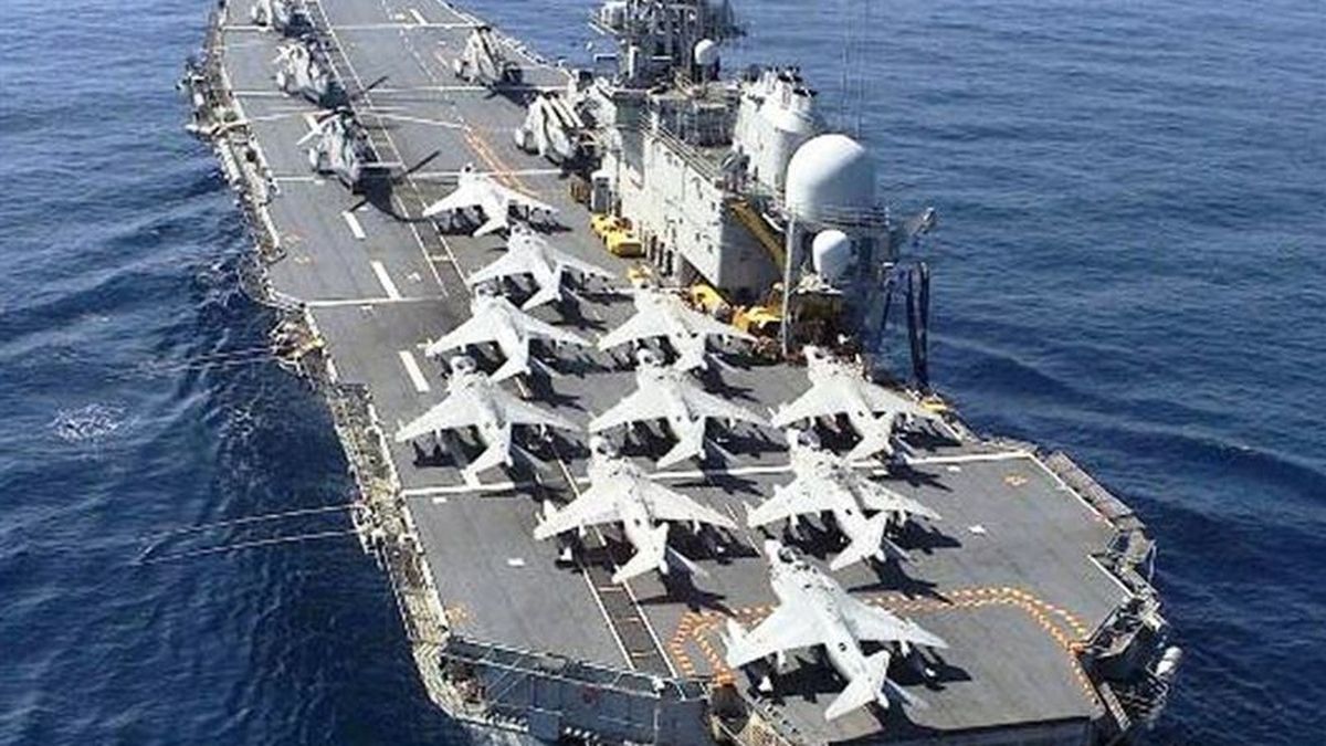 La Armada subasta el portaaviones 'Príncipe de Asturias' a precio de chatarra