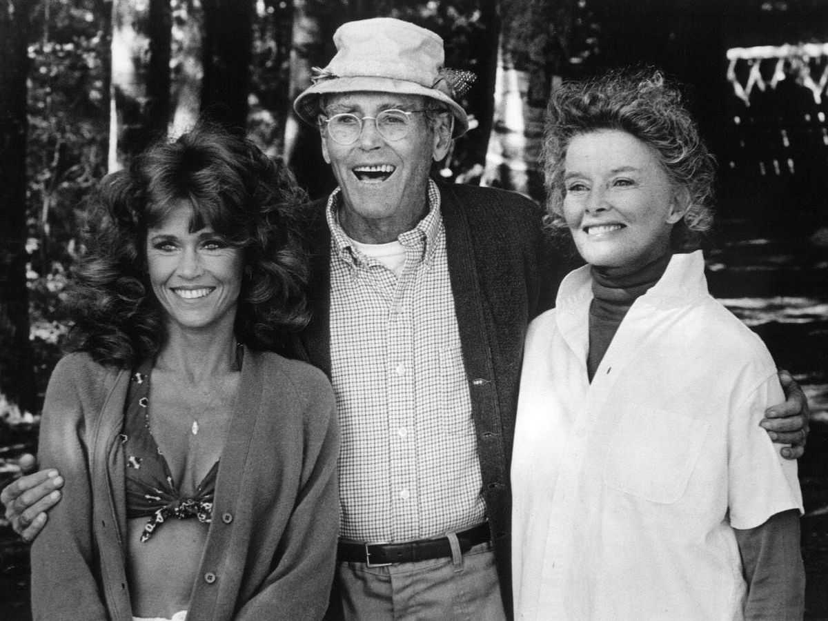 Foto: Jane Fonda, Henry y Katharine Hepburn, durante el rodaje. (CP)
