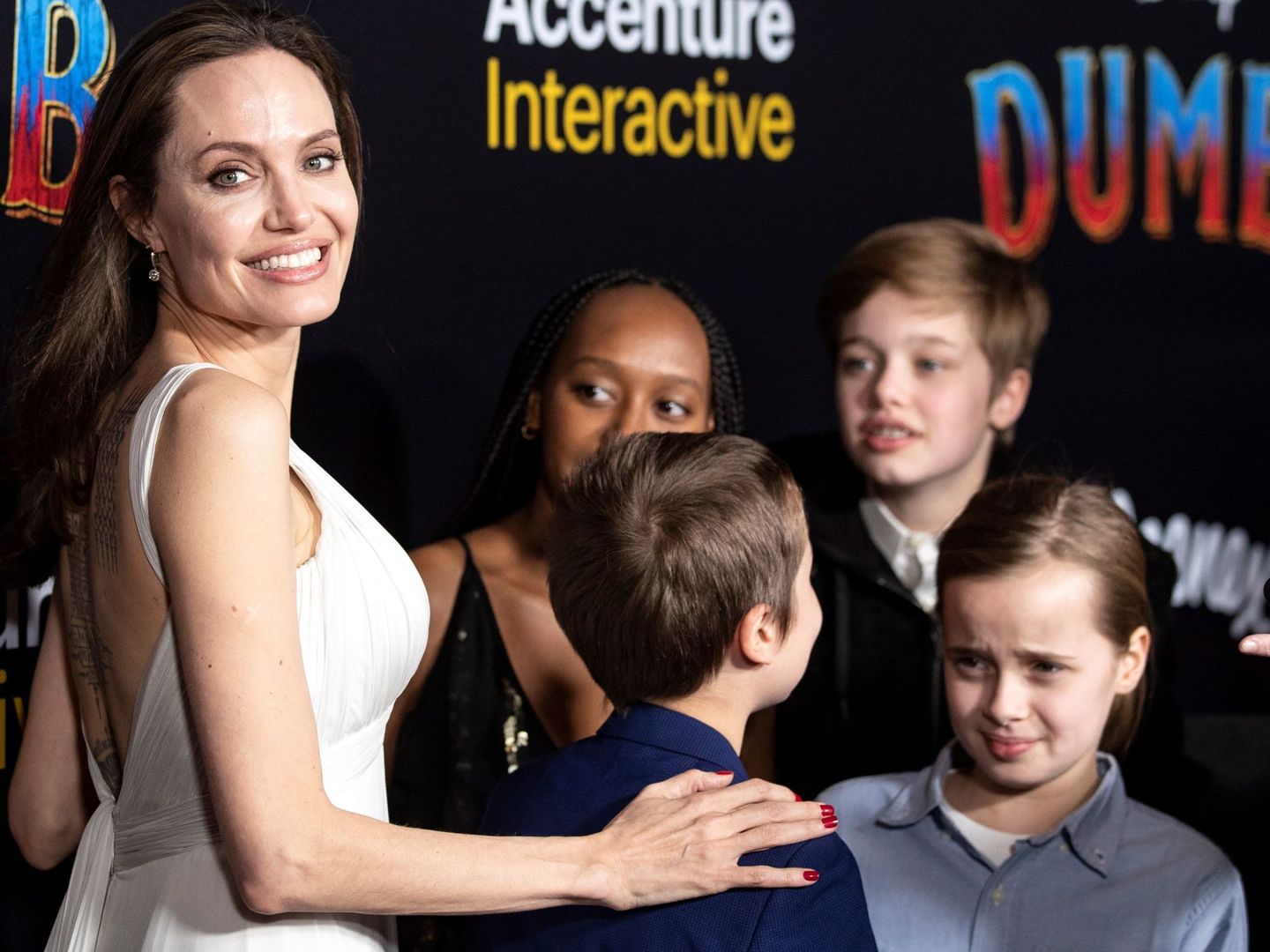La actriz estadounidense, con sus hijos en el estreno de 'Dumbo' el año pasado. (EFE)