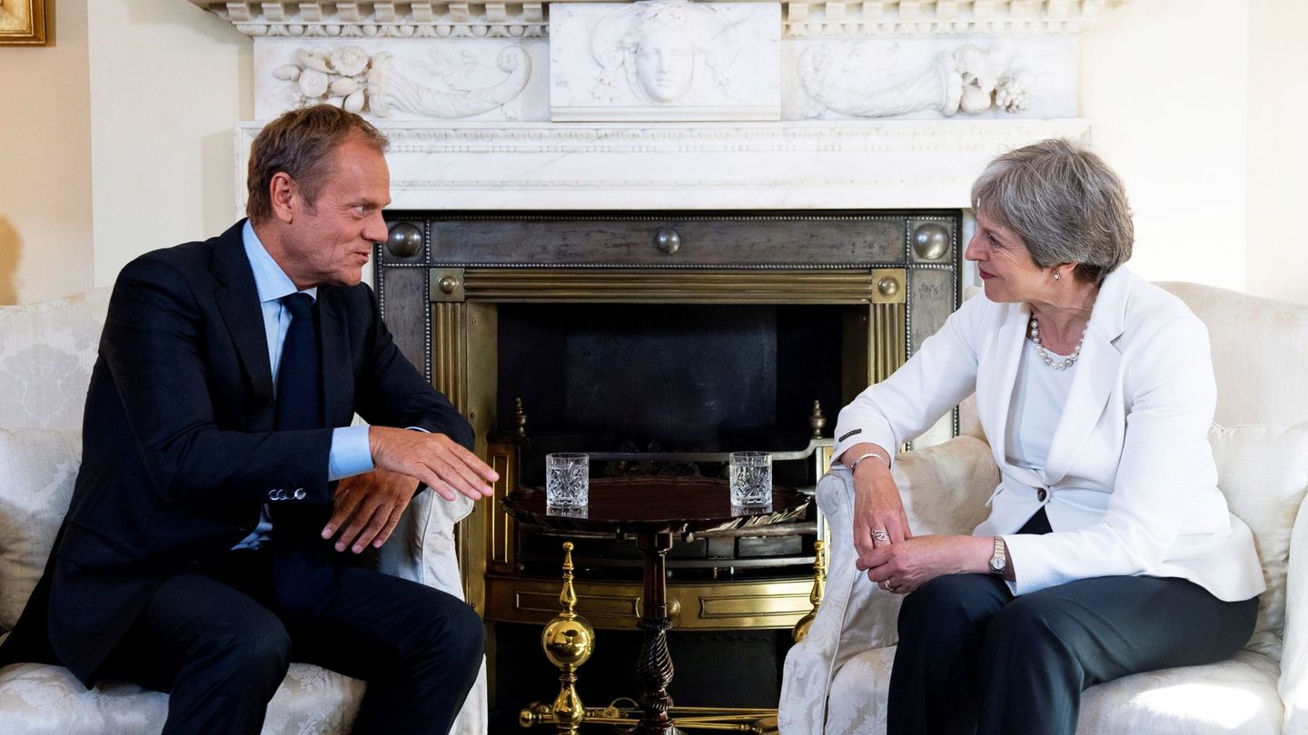 Tusk con May, en una reciente visita a Downing Street (REUTERS)