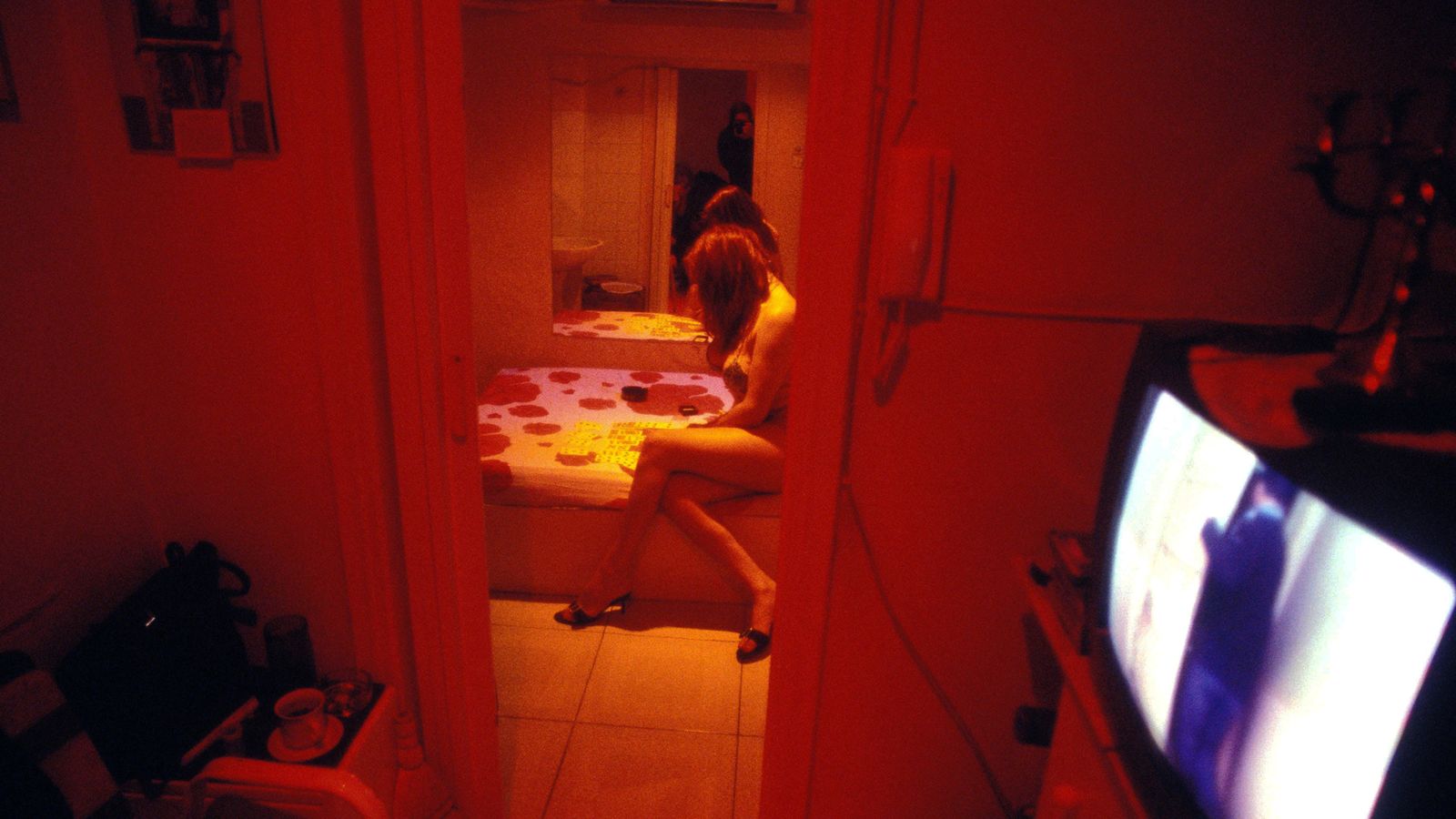 Foto: Imagen de archivo del interior de un local donde se ejerce la prostitución. (Reuters)